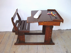 Skolebenk fra begynnelsen av 1900-tallet